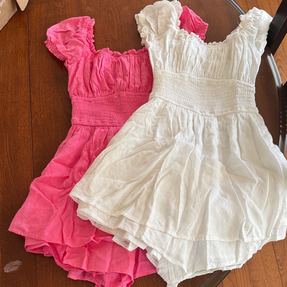 Hollister Women's Skorts in Vibrant Pink and Classic White